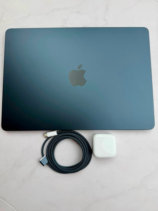Macbook Air M5 Midnight - 1TB, 16GB, 13.6'