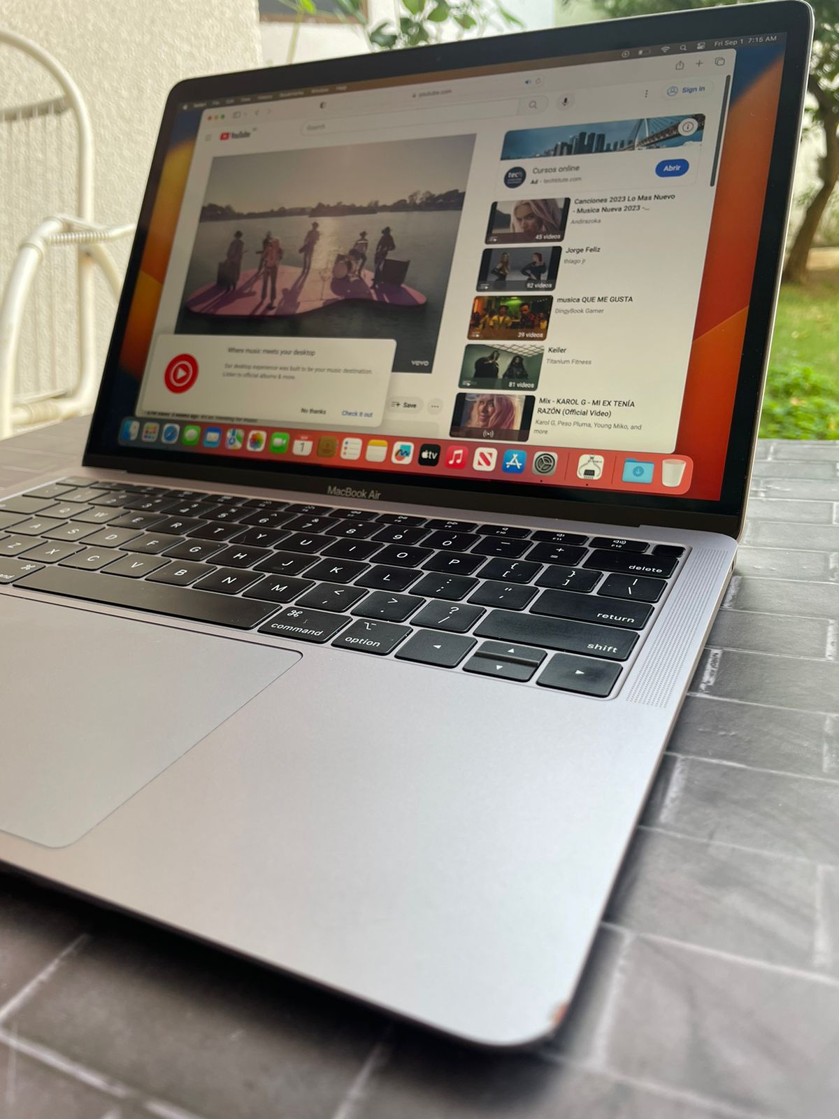 Macbook Air 2019 - 256GB, i5, 16GB