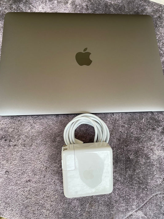 Macbook Pro 2018 - 512GB, i5, 16GB